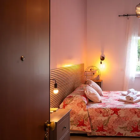 Sanlorenzo Mada House Гостевой дом 4*